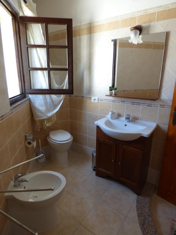 بورتو أوتيولو B&B Baia Turchese الغرفة الصورة