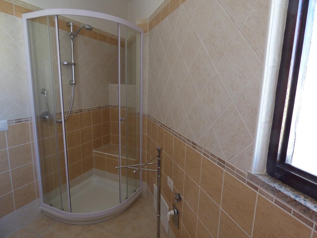 بورتو أوتيولو B&B Baia Turchese الغرفة الصورة