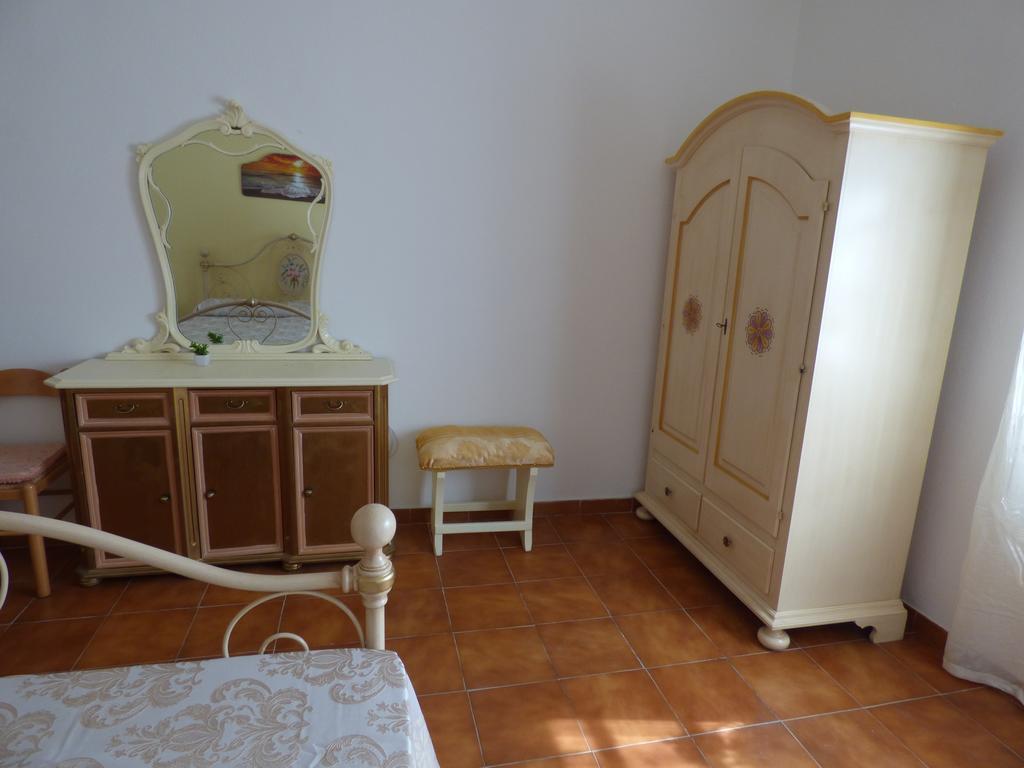 بورتو أوتيولو B&B Baia Turchese الغرفة الصورة