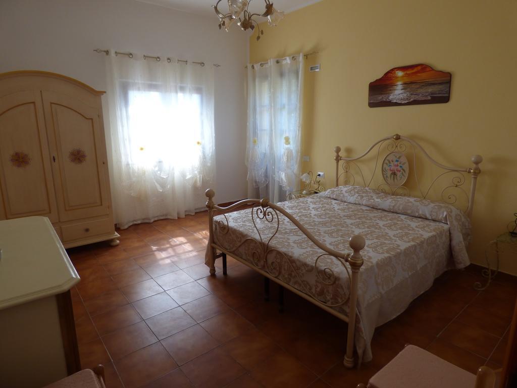 بورتو أوتيولو B&B Baia Turchese الغرفة الصورة